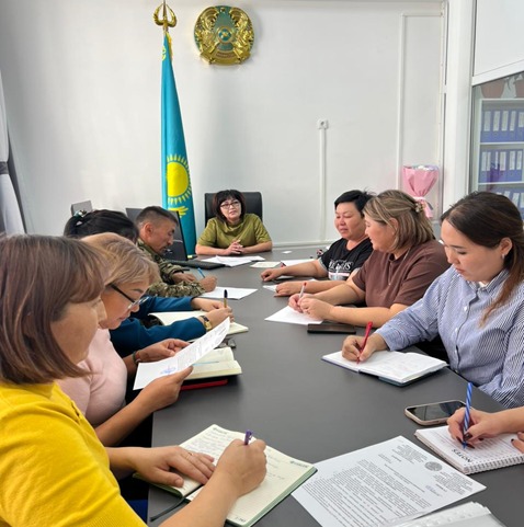 Қарабұлақ орта мектебінде жоспарға сай қамқоршылық кеңесі өтті.